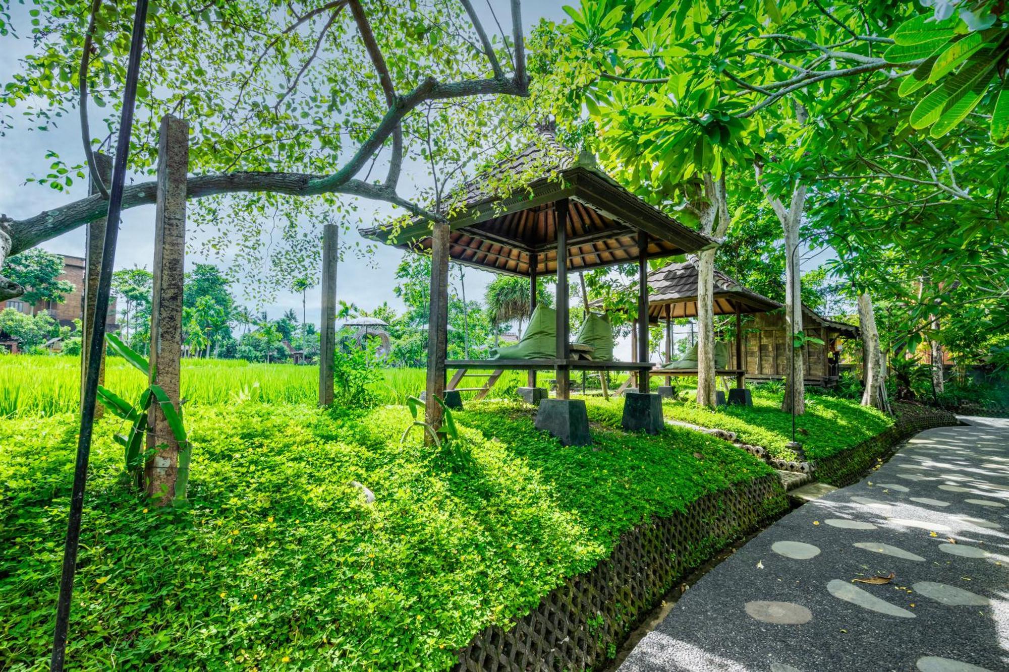 Kajane Yangloni At Ubud Buitenkant foto